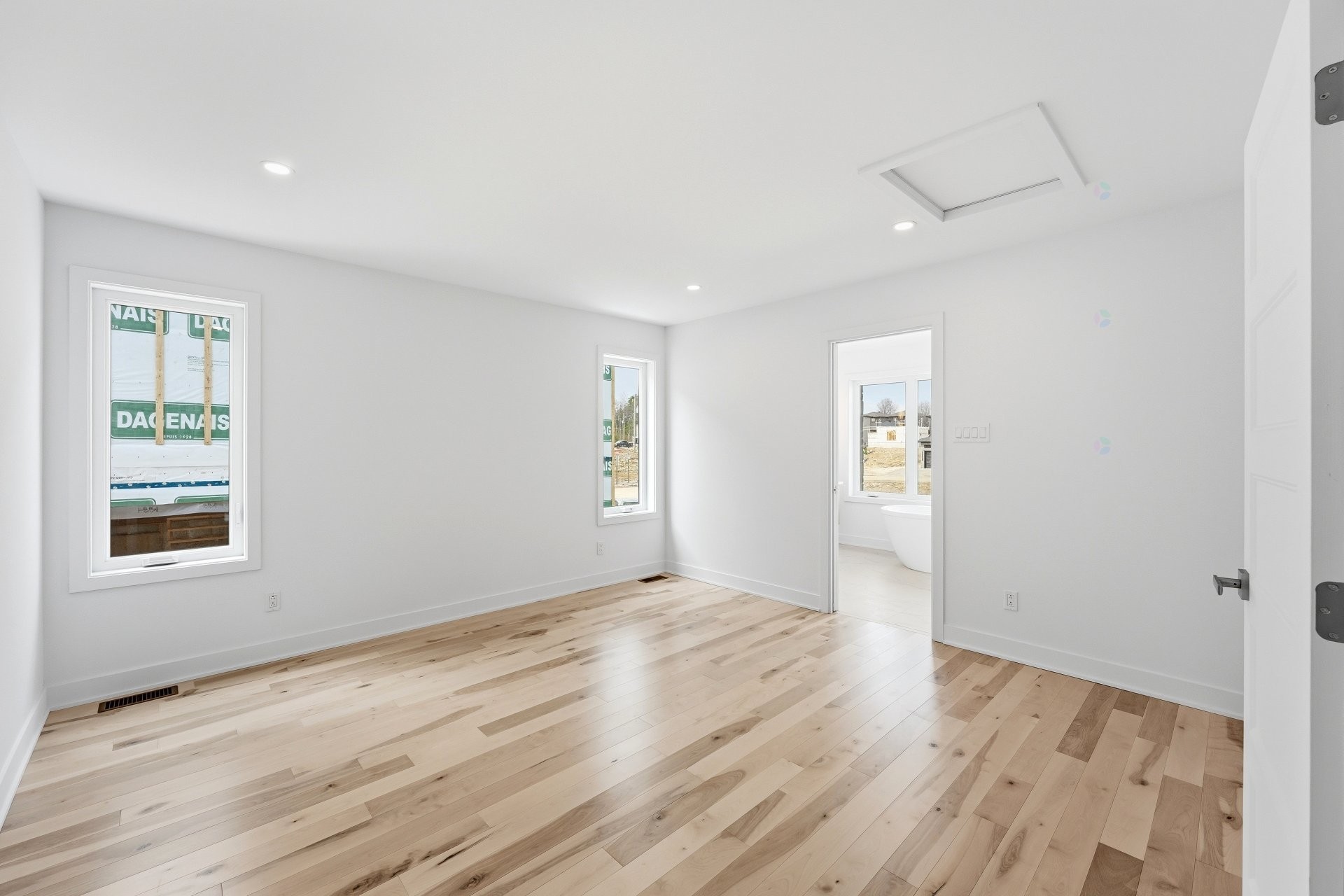 












Rue des Cèdres

,
L'Assomption,




QC
J5W5L3

