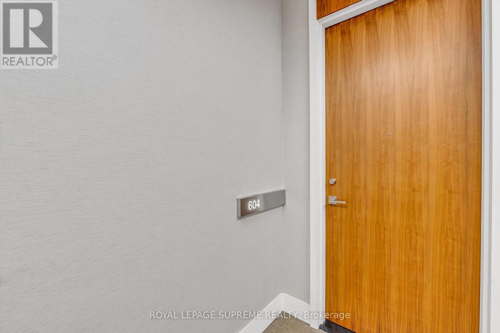 












604 - 111 ST CLAIR AVENUE W

,
Toronto,




Ontario
M4V1N5

