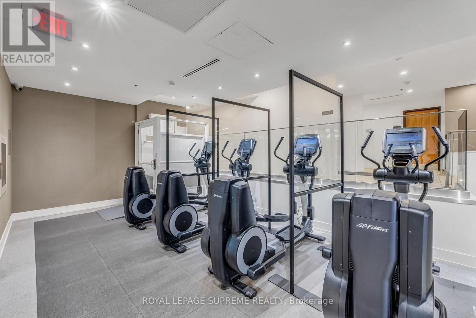 












604 - 111 ST CLAIR AVENUE W

,
Toronto,




Ontario
M4V1N5

