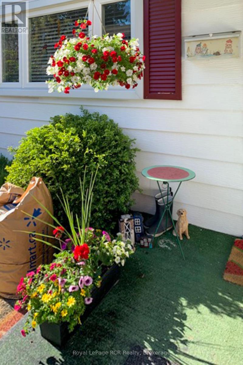 












496 BROWN STREET N

,
South Bruce Peninsula,




Ontario
N0H2T0

