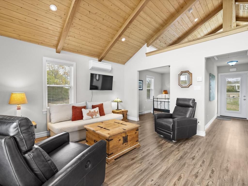 












91 Driftwood Court

,
Garden Lots,




NS
B0J 2C0

