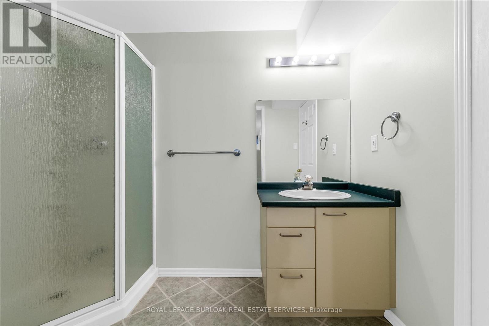 












1 - 10 DAVIDSON BOULEVARD

,
Hamilton,




Ontario
L9H7N9

