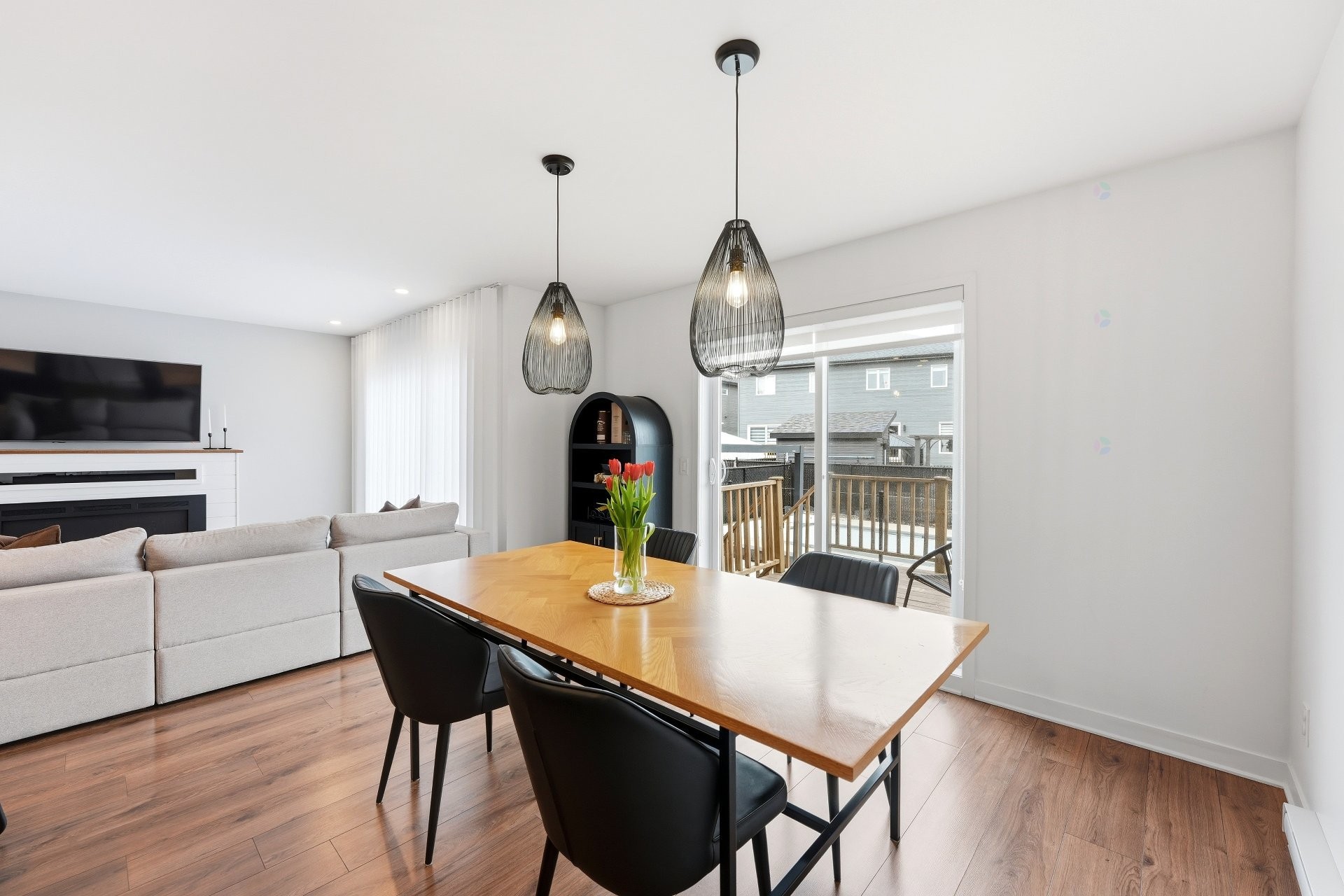 









2030


Rue Barott

,
Mascouche,




QC
J7L0J2

