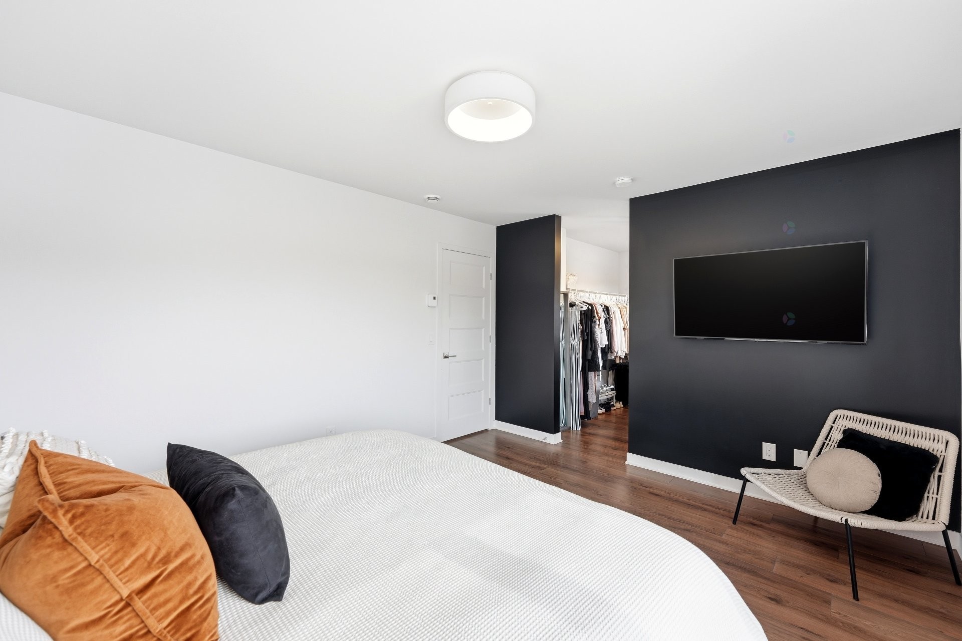 









2030


Rue Barott

,
Mascouche,




QC
J7L0J2

