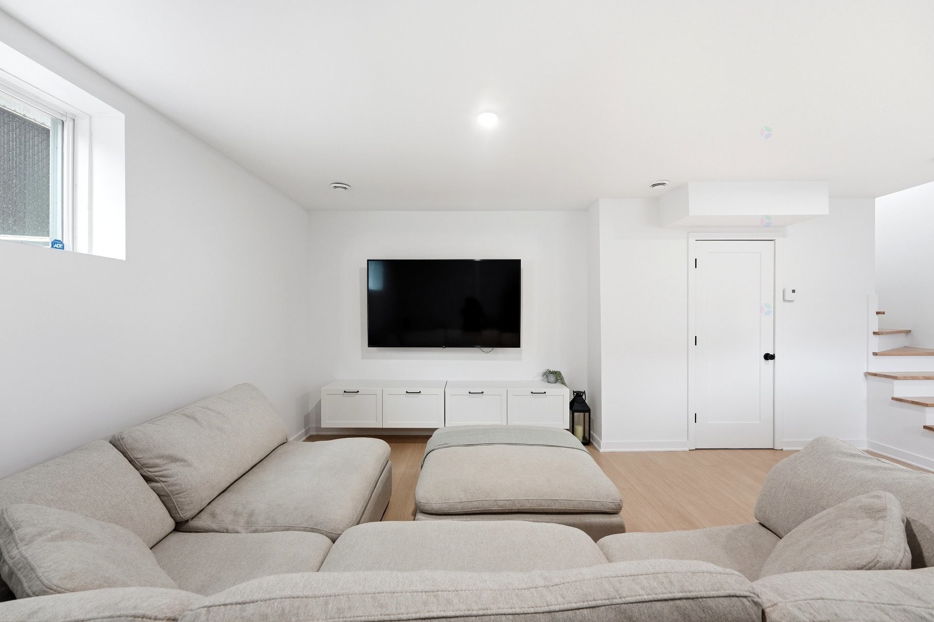 









2030


Rue Barott

,
Mascouche,




QC
J7L0J2

