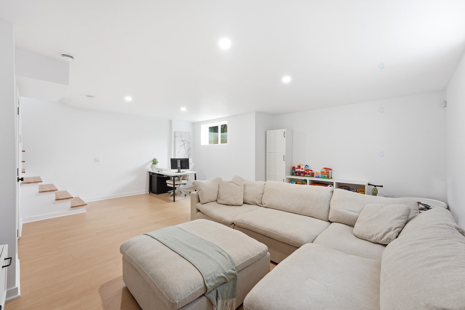 









2030


Rue Barott

,
Mascouche,




QC
J7L0J2

