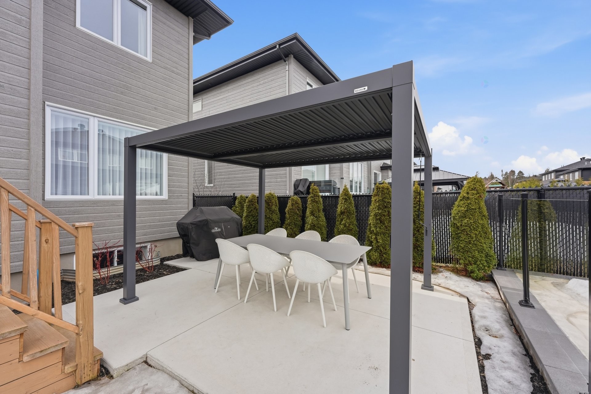 









2030


Rue Barott

,
Mascouche,




QC
J7L0J2

