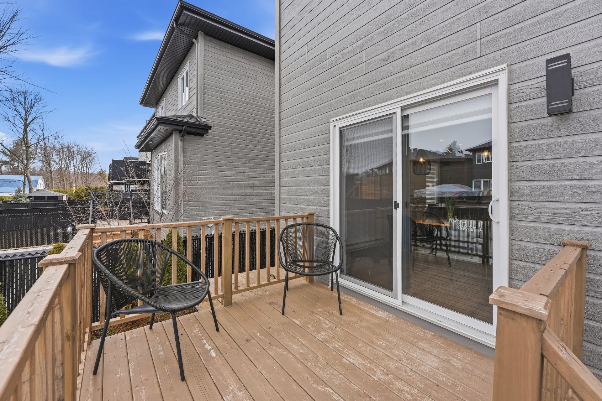 









2030


Rue Barott

,
Mascouche,




QC
J7L0J2

