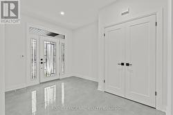 Spacious foyer to greet your guests!