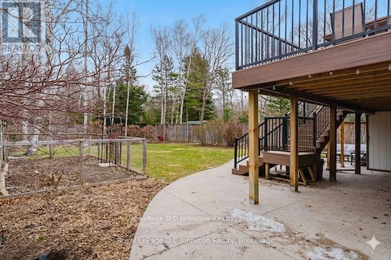 












334 TYENDINAGA DRIVE

,
Saugeen Shores,




Ontario
N0H2L0

