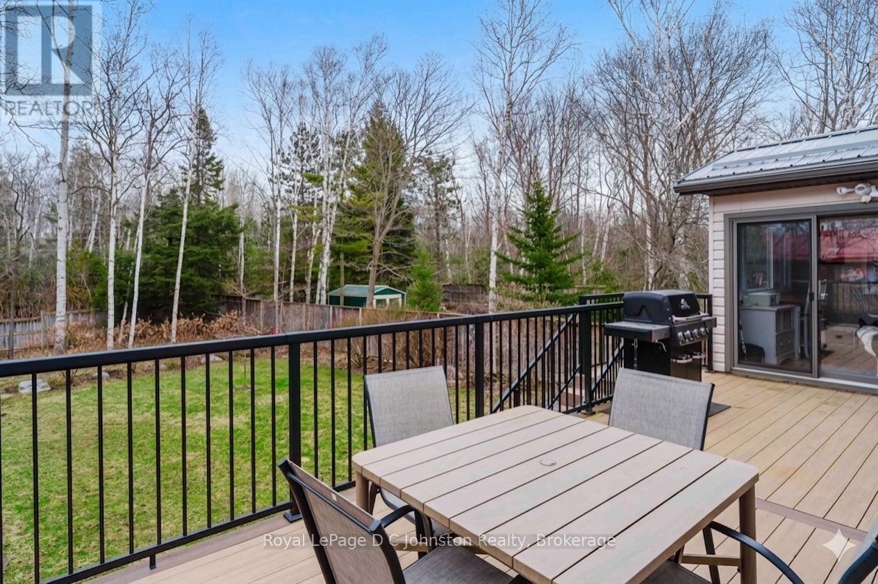 












334 TYENDINAGA DRIVE

,
Saugeen Shores,




Ontario
N0H2L0

