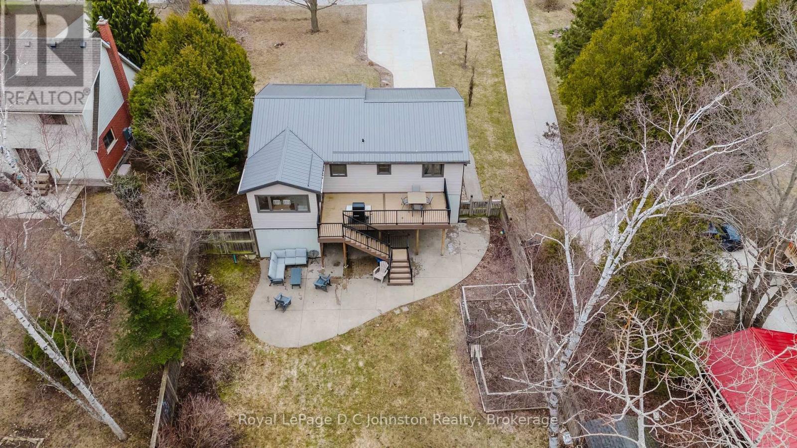 












334 TYENDINAGA DRIVE

,
Saugeen Shores,




Ontario
N0H2L0

