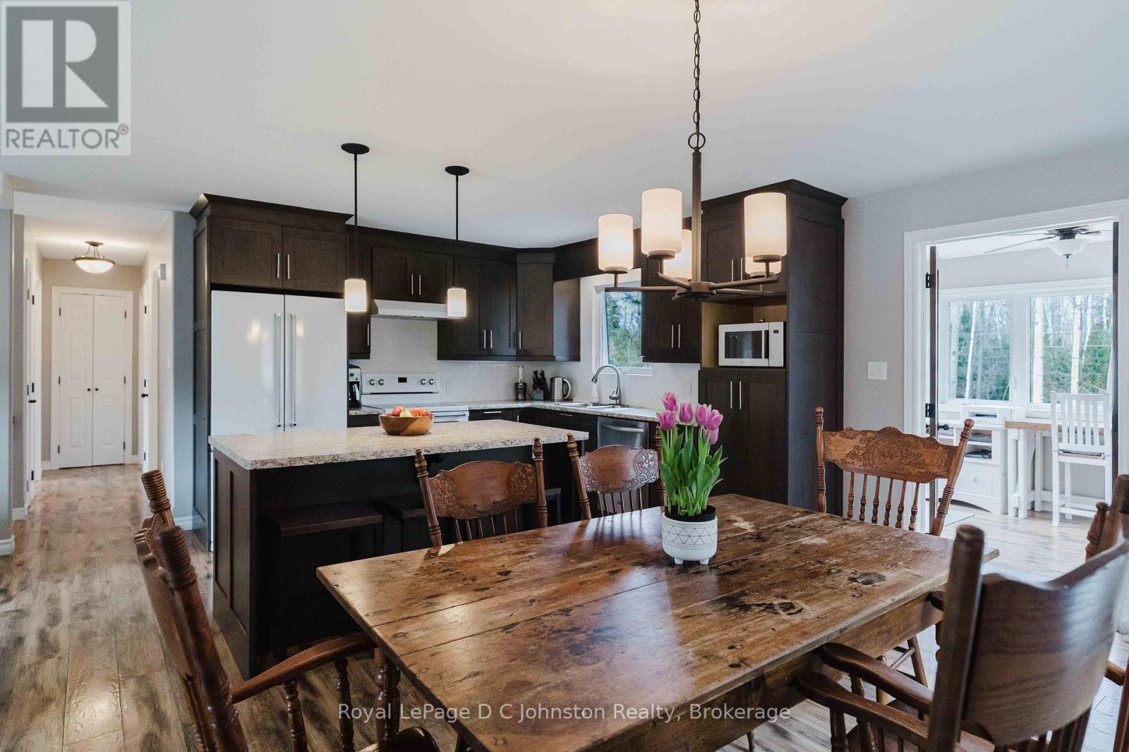 












334 TYENDINAGA DRIVE

,
Saugeen Shores,




Ontario
N0H2L0

