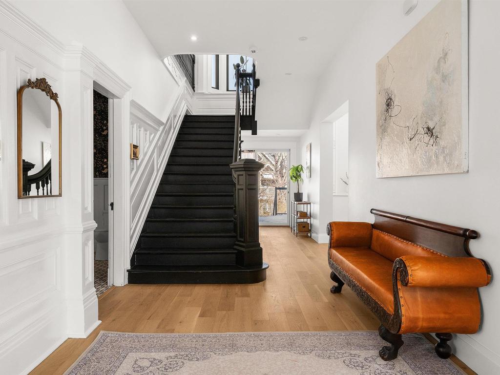 












785 Young Avenue

,
Halifax,




NS
B3H 2V8

