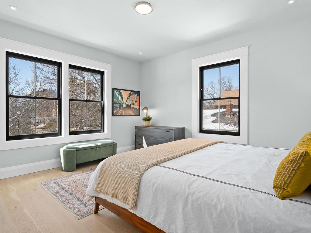 












785 Young Avenue

,
Halifax,




NS
B3H 2V8

