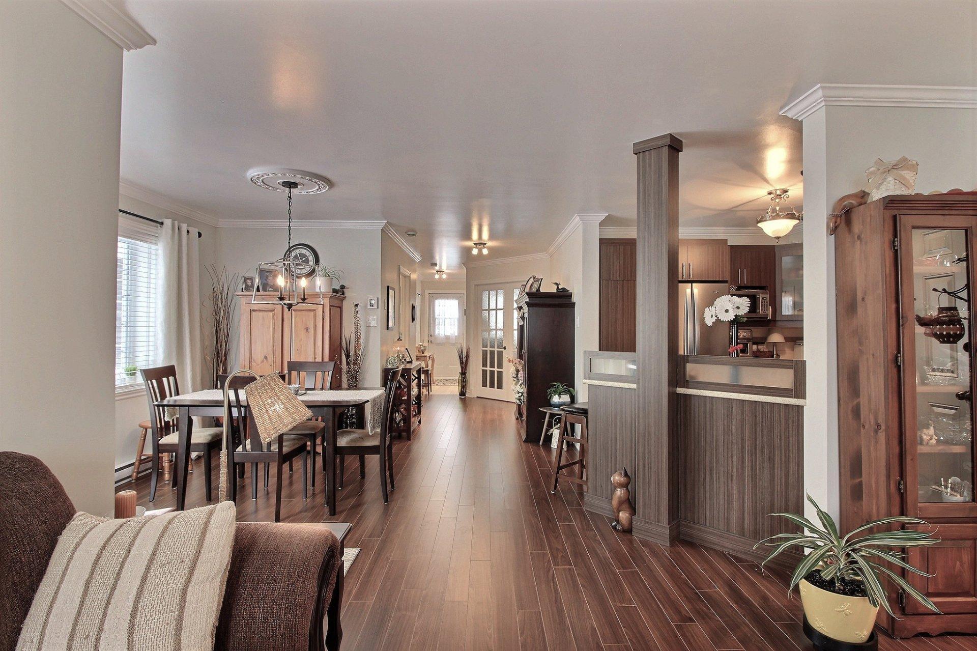 









2190


Rue Isaac-Jogues

, APT. 1,
Saint-Jérôme,




QC
J7Y0A2

