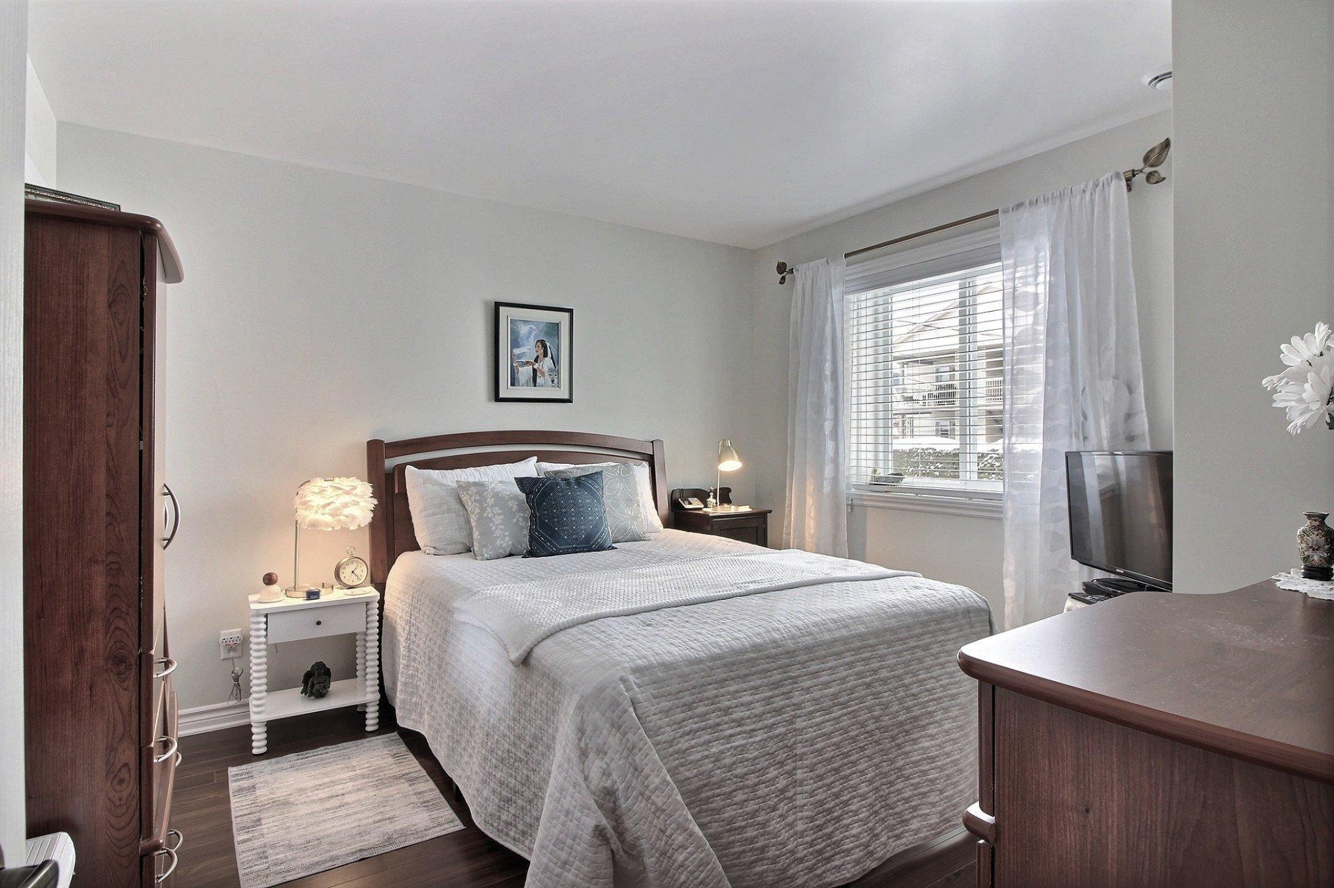 









2190


Rue Isaac-Jogues

, APT. 1,
Saint-Jérôme,




QC
J7Y0A2

