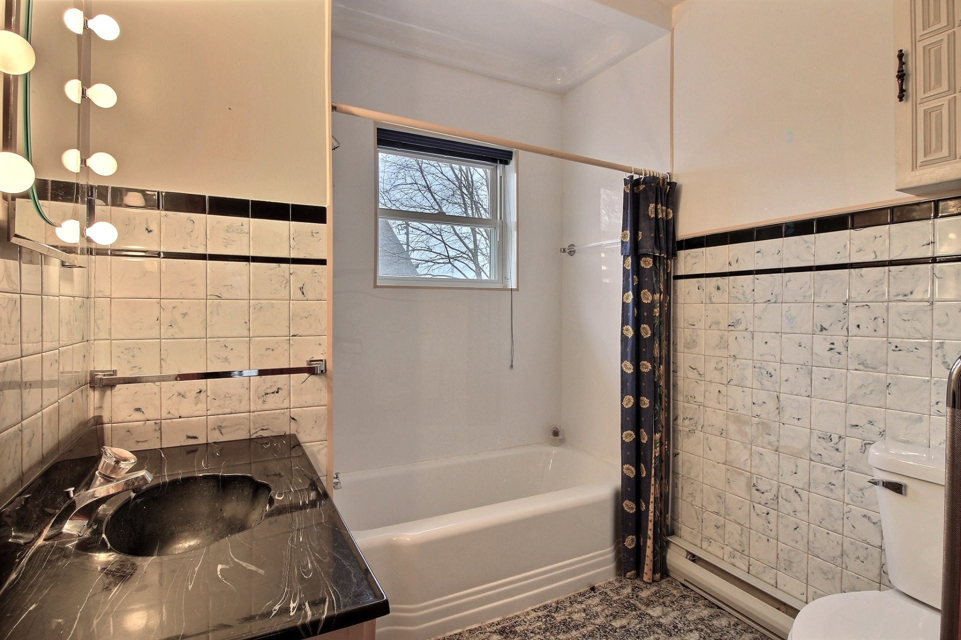 









120


Route du Canton

,
Brownsburg-Chatham,




QC
J8G1Z2

