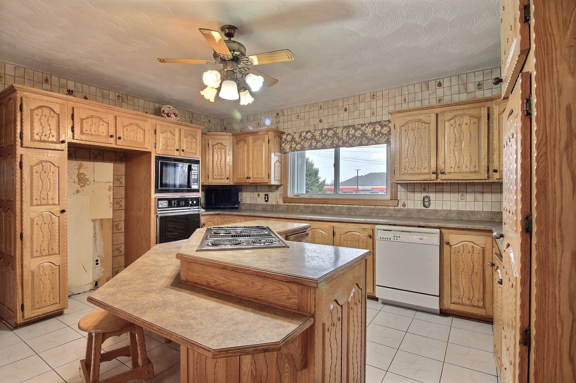 









120


Route du Canton

,
Brownsburg-Chatham,




QC
J8G1Z2

