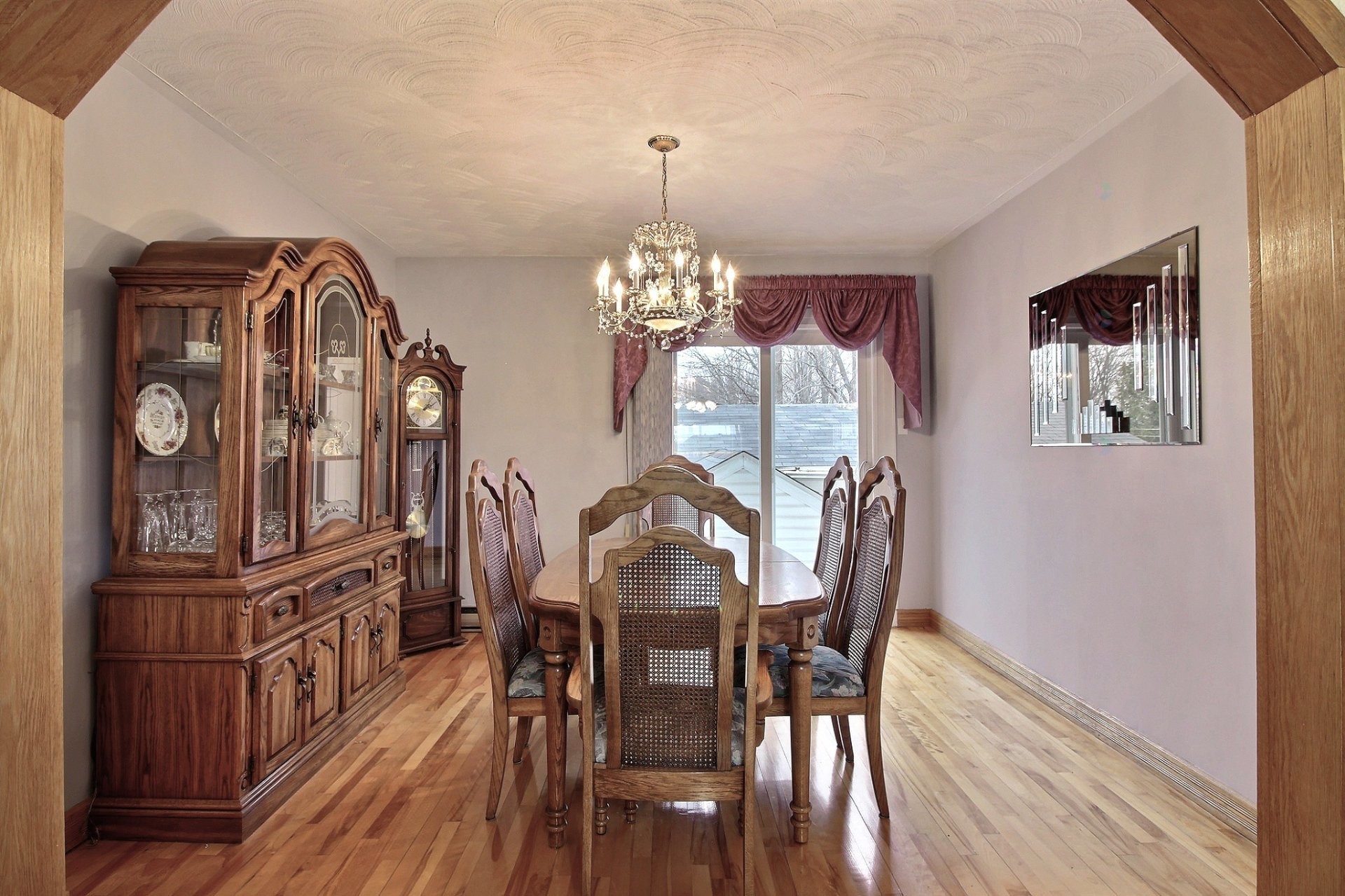 









120


Route du Canton

,
Brownsburg-Chatham,




QC
J8G1Z2

