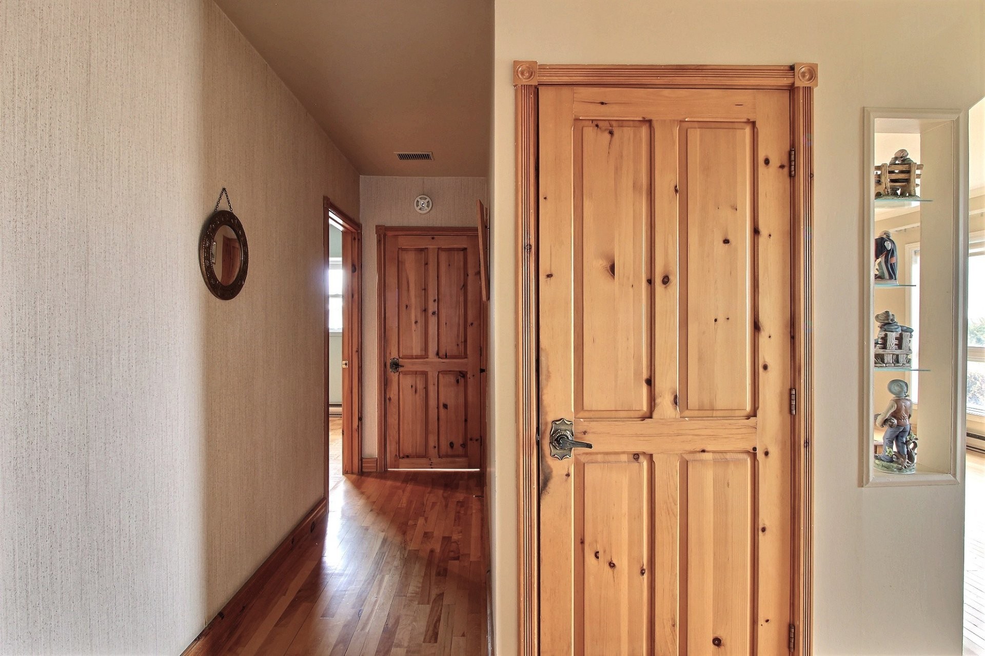 









120


Route du Canton

,
Brownsburg-Chatham,




QC
J8G1Z2

