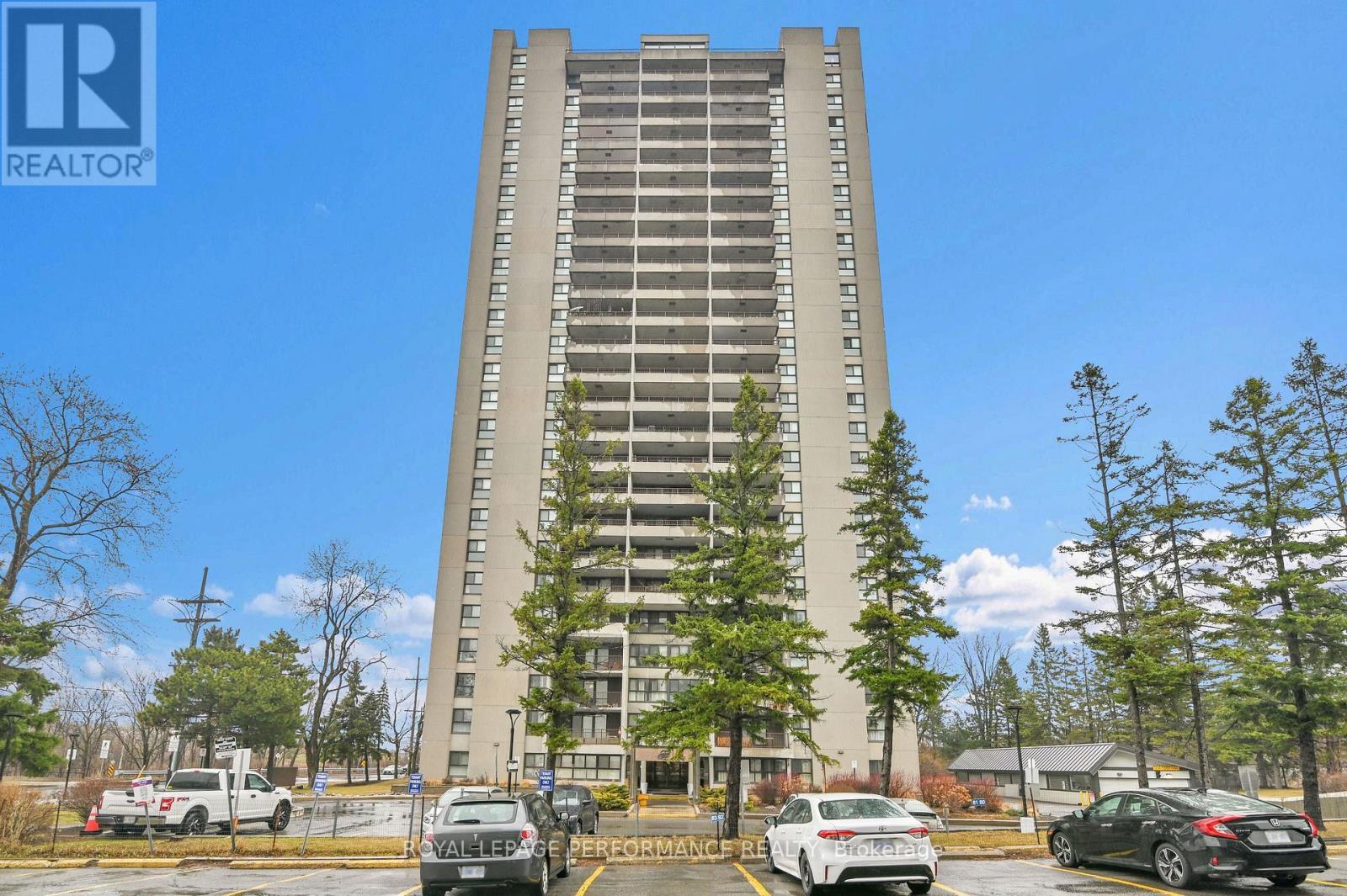












1102 - 1785 FROBISHER LANE

,
Ottawa,




Ontario
K1G3T7

