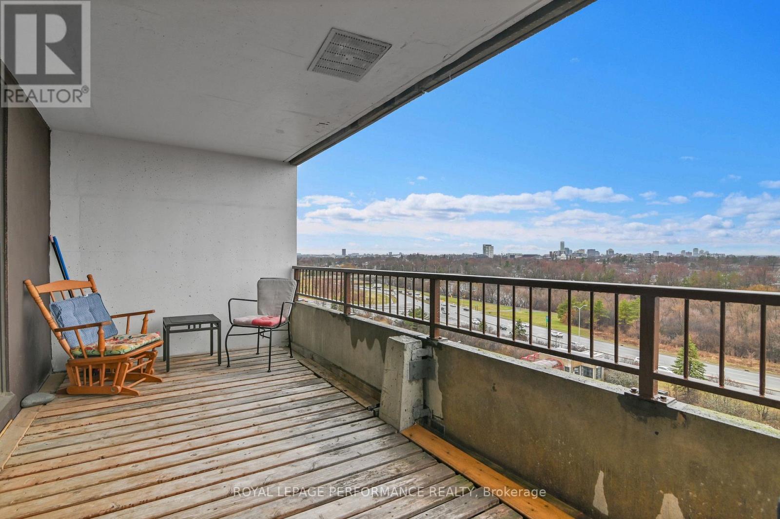 












1102 - 1785 FROBISHER LANE

,
Ottawa,




Ontario
K1G3T7

