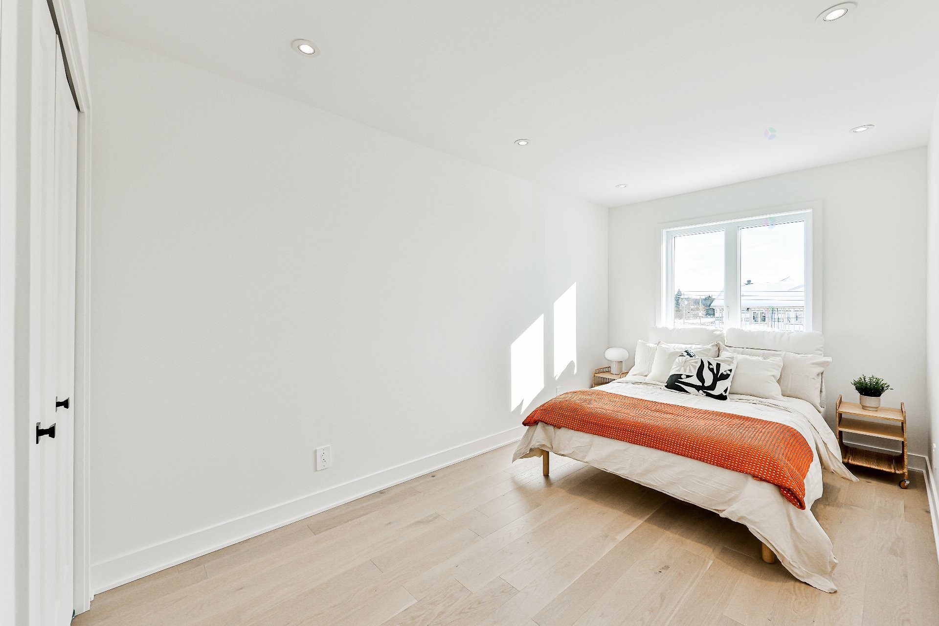 









36


Rue des Étangs

,
Lanoraie,




QC
J0K3E0

