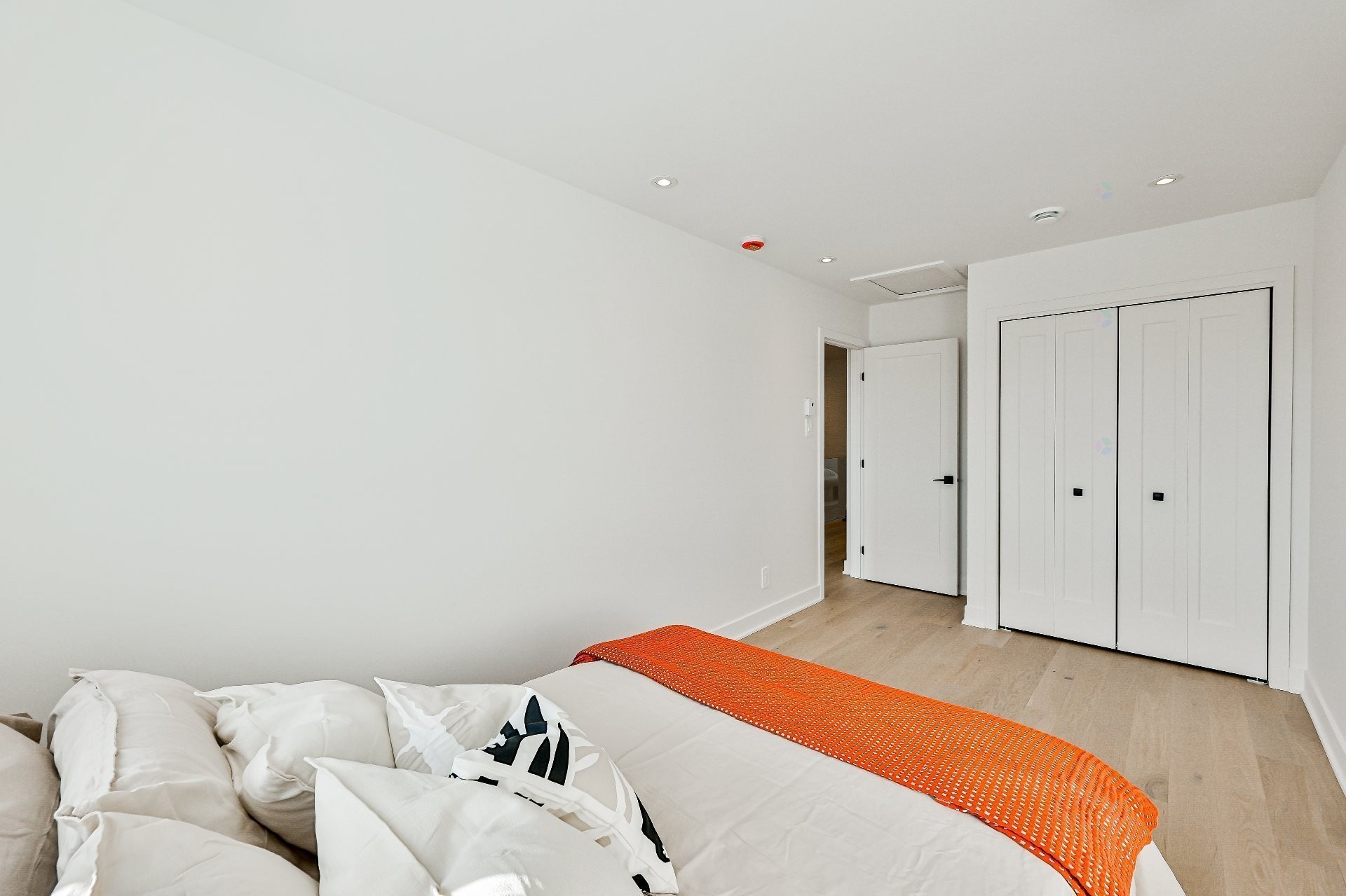 









54


Rue des Étangs

,
Lanoraie,




QC
J0K3E0

