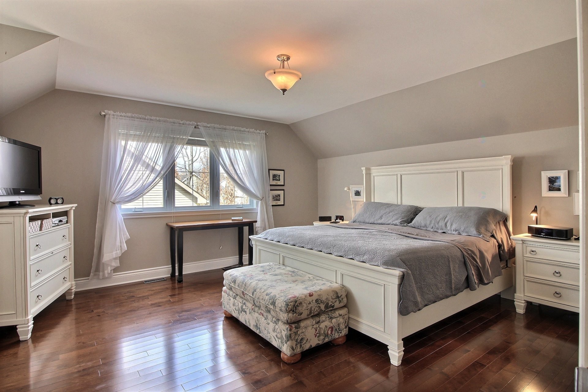 









41


Rue des Bouleaux

,
Lachute,




QC
J8H0J3

