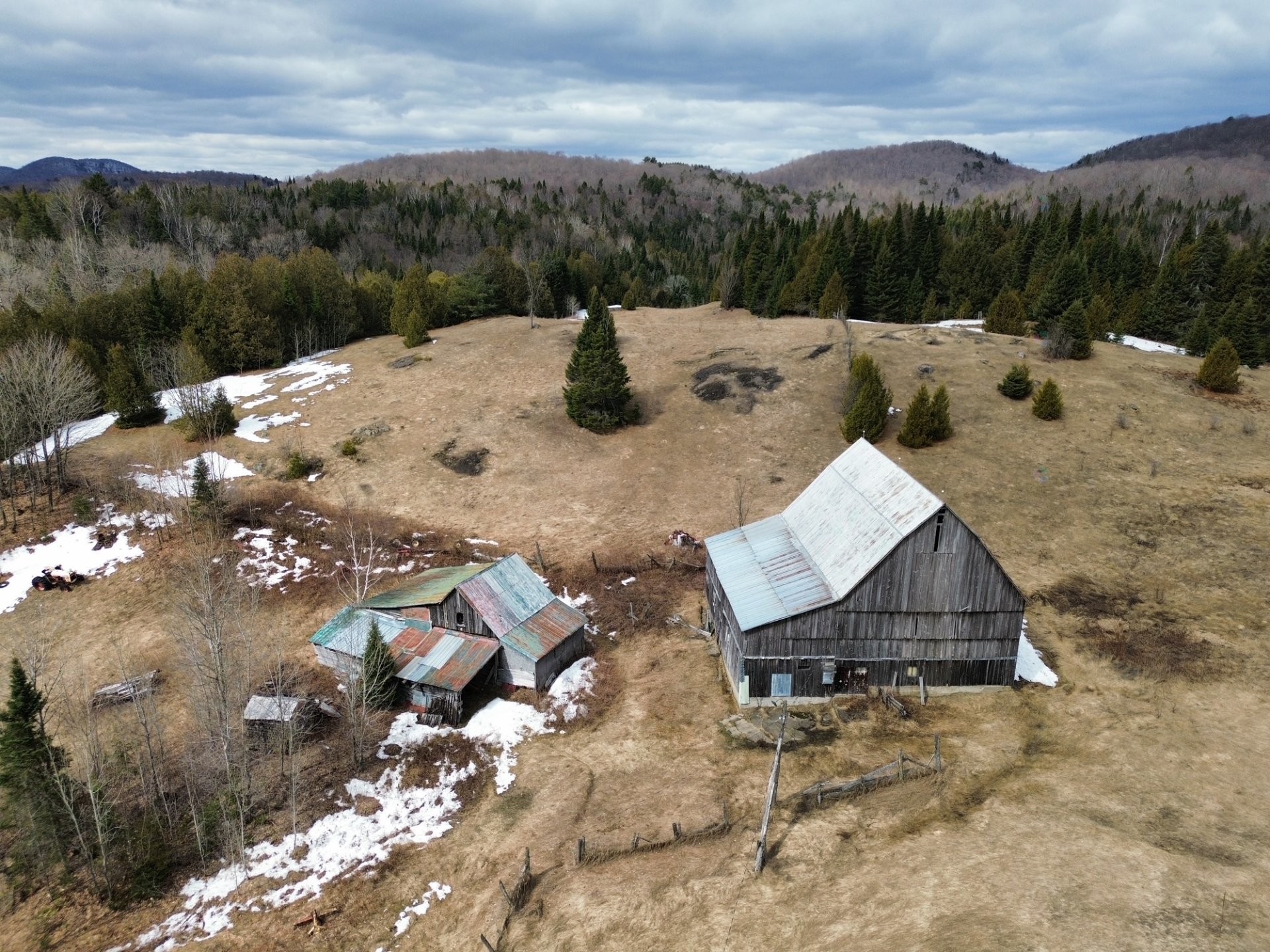 









75Z


Ch. Ward

,
Harrington,







QC
J8G2S4

