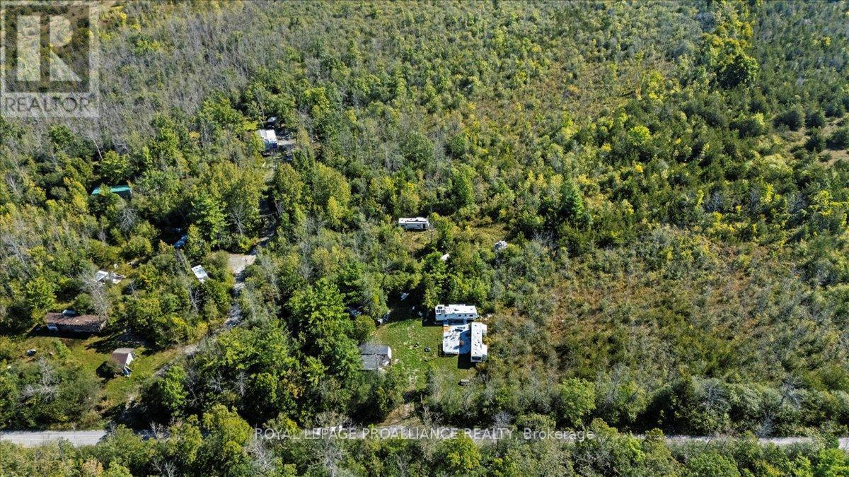 












467 LIGHTHALL ROAD

,
Prince Edward County (Athol Ward),







Ontario
K0K2P0


