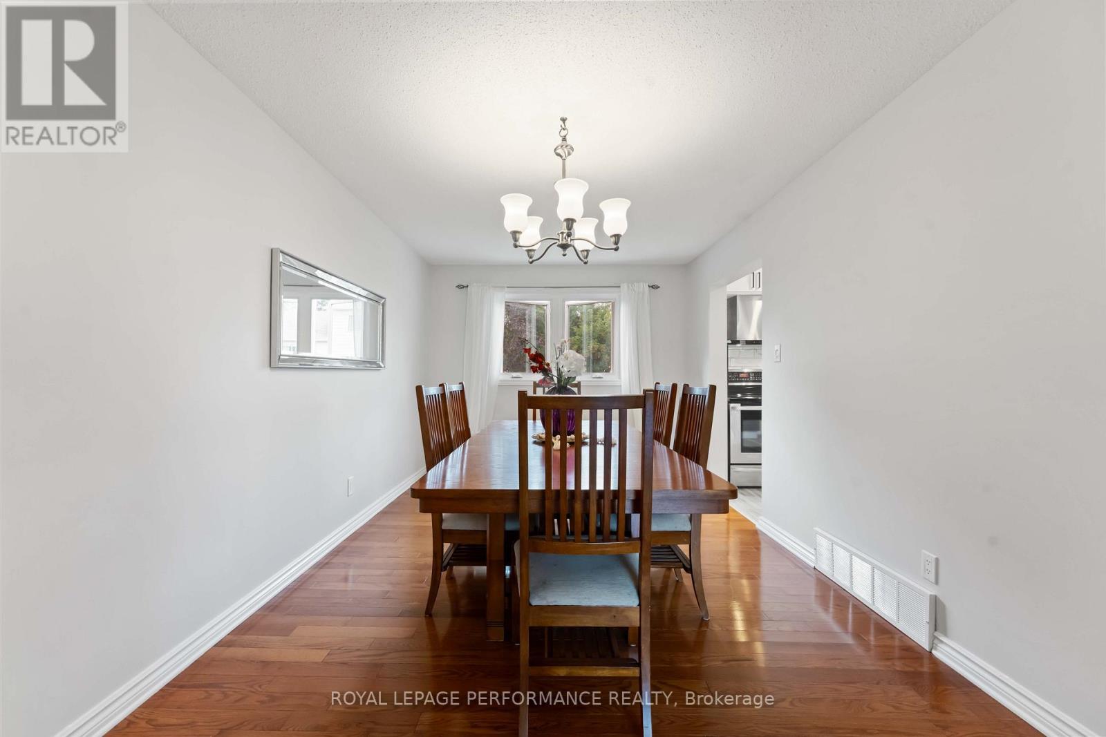 












6345 MATTICE AVENUE N

,
Ottawa,




Ontario
K1C2G1

