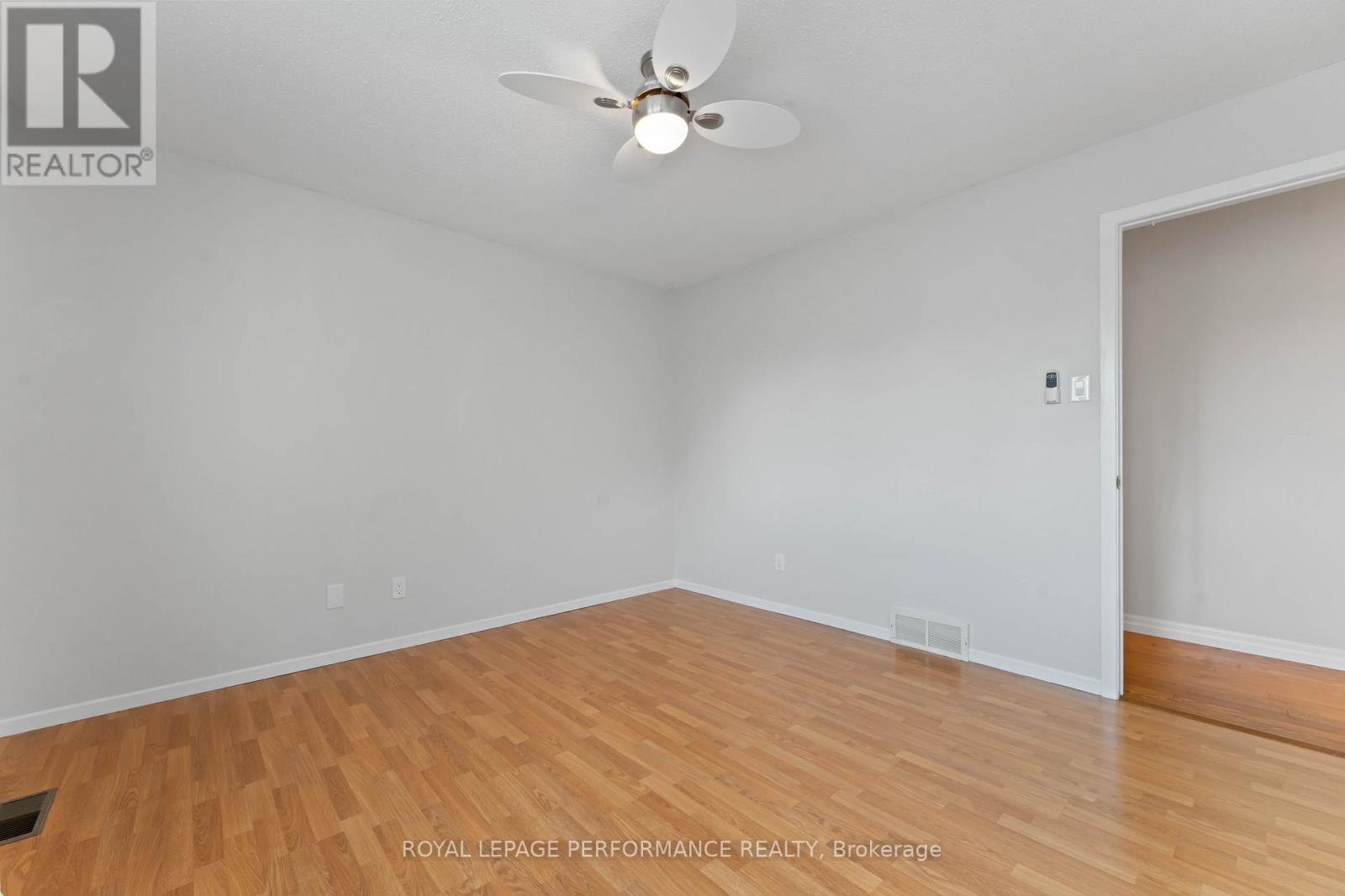












6345 MATTICE AVENUE N

,
Ottawa,




Ontario
K1C2G1

