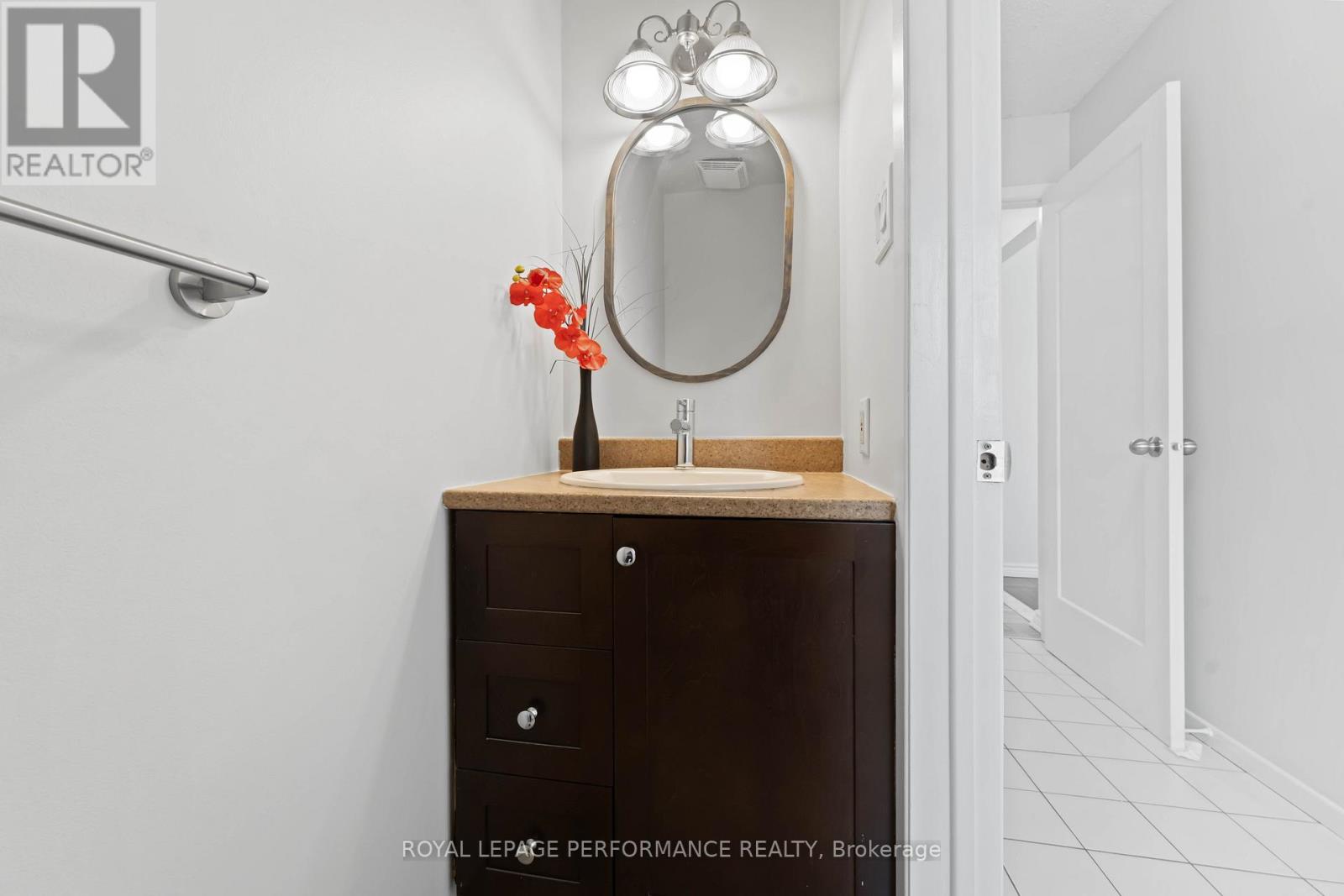 












6345 MATTICE AVENUE N

,
Ottawa,




Ontario
K1C2G1

