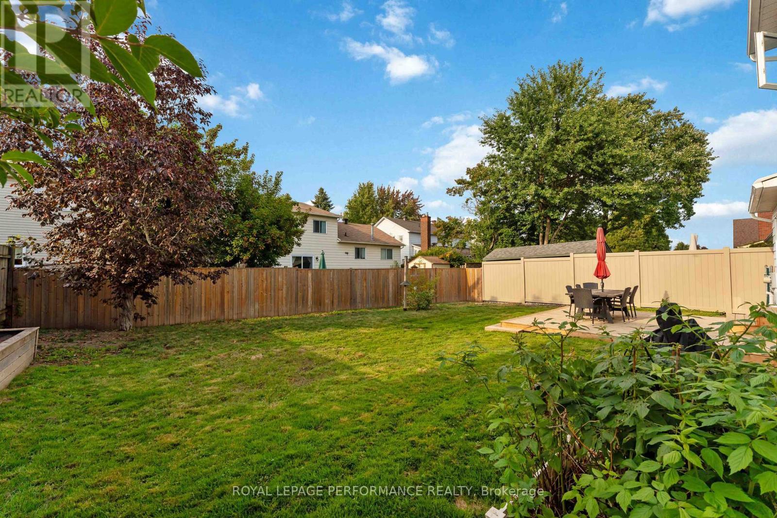 












6345 MATTICE AVENUE N

,
Ottawa,




Ontario
K1C2G1

