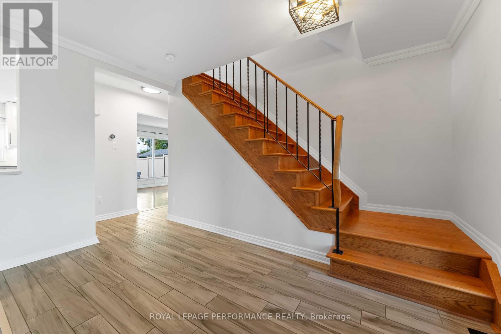 












6345 MATTICE AVENUE N

,
Ottawa,




Ontario
K1C2G1

