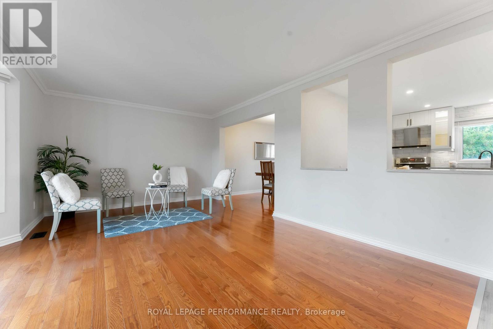 












6345 MATTICE AVENUE N

,
Ottawa,




Ontario
K1C2G1

