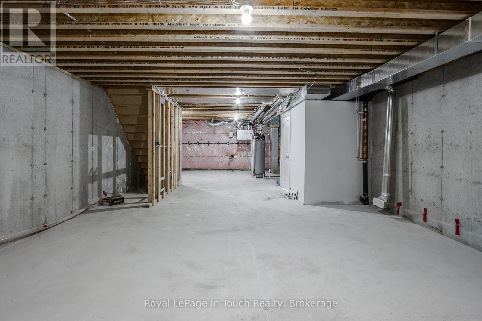 












72 DISCOVERY TRAIL

,
Midland,




Ontario
L4R0H4


