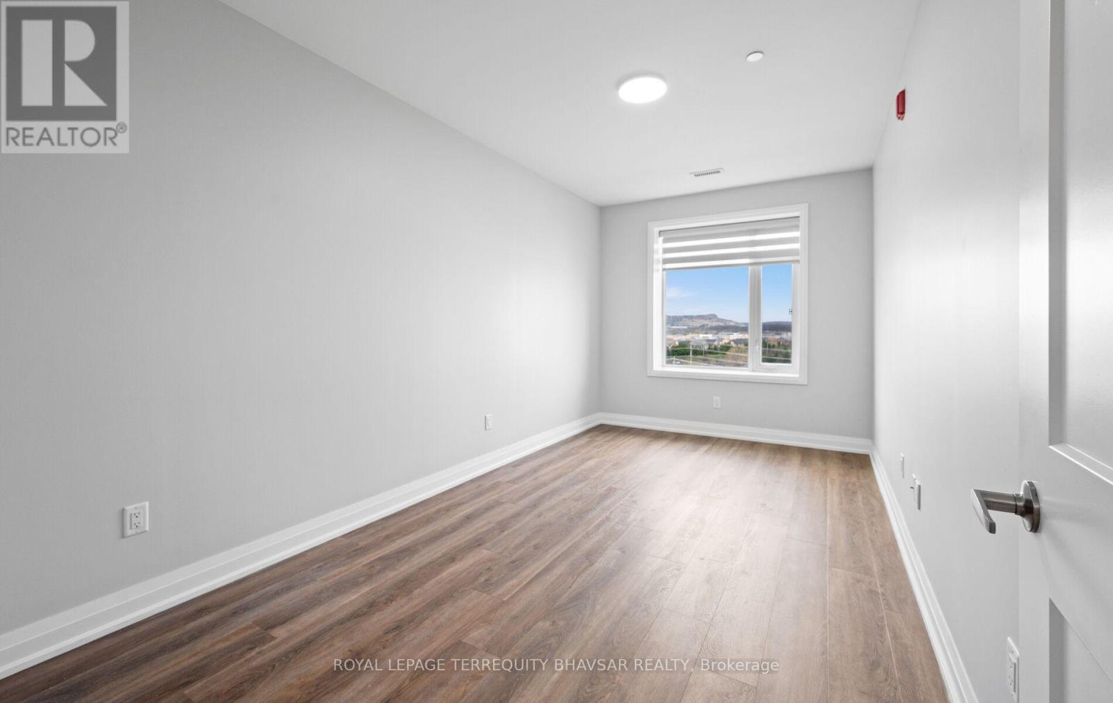 












621 - 830 MEGSON TERRACE

,
Milton,




Ontario
L9T9M7

