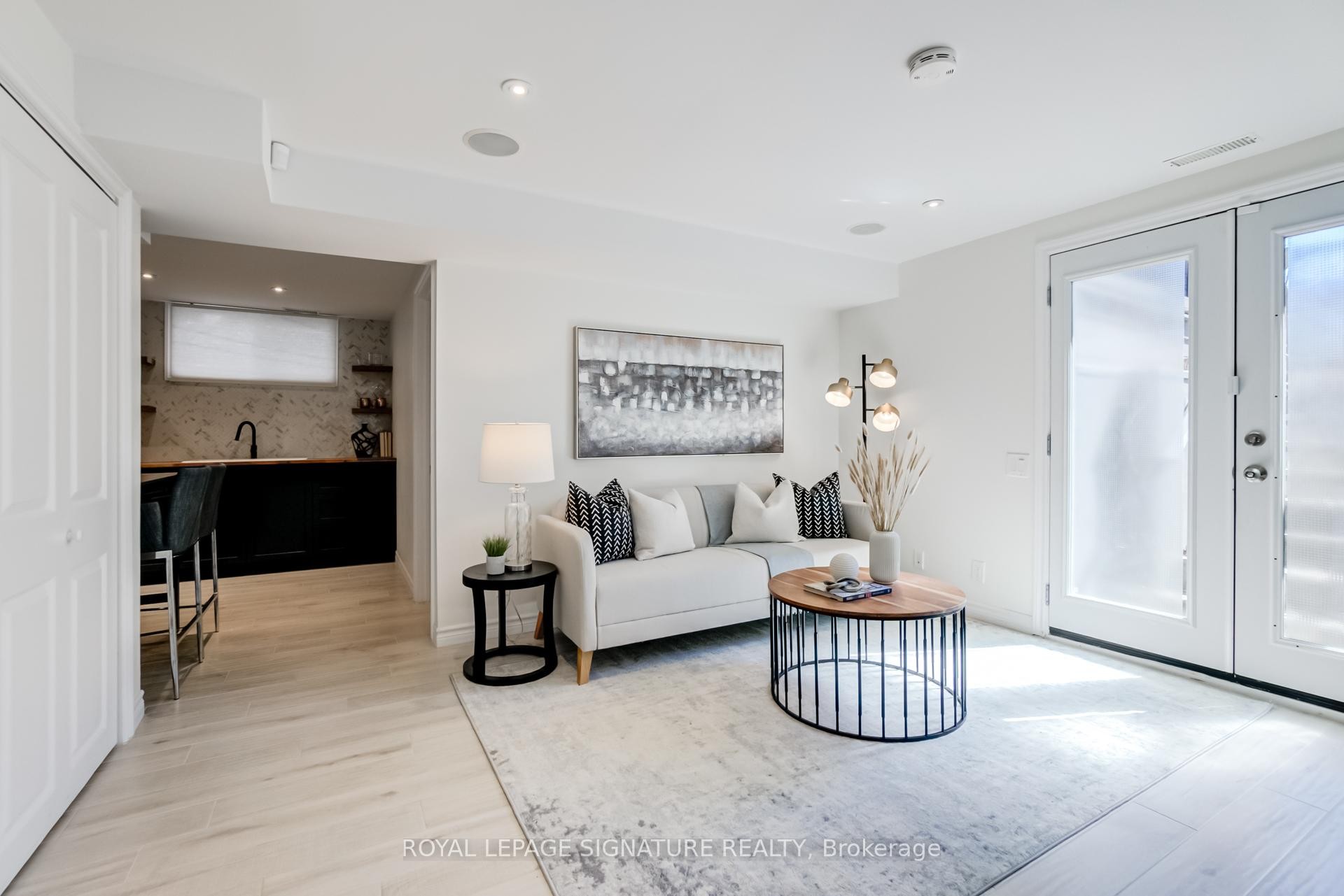 









71


Roseland

Drive,
Toronto,




ON
M8W 1Y4

