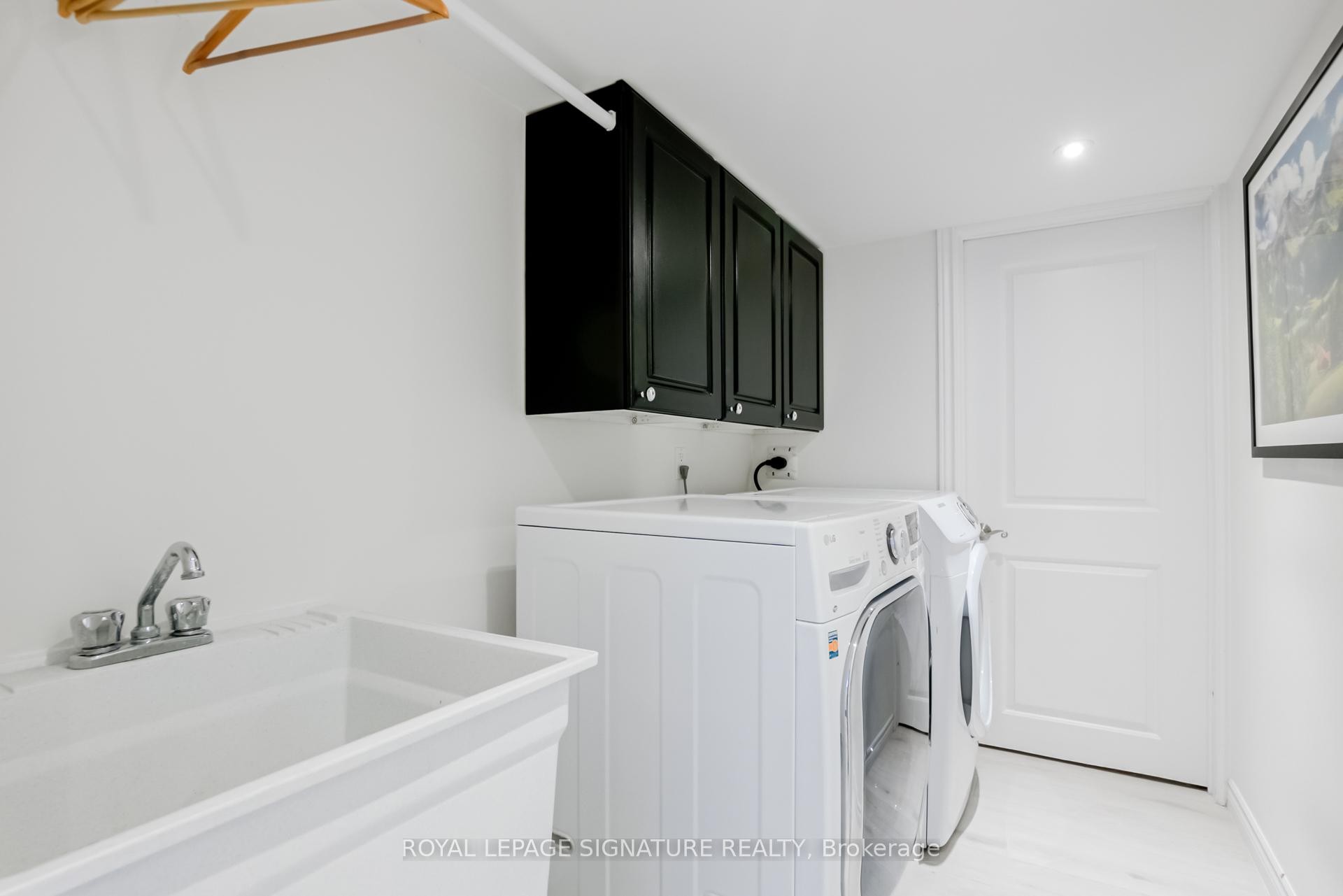









71


Roseland

Drive,
Toronto,




ON
M8W 1Y4

