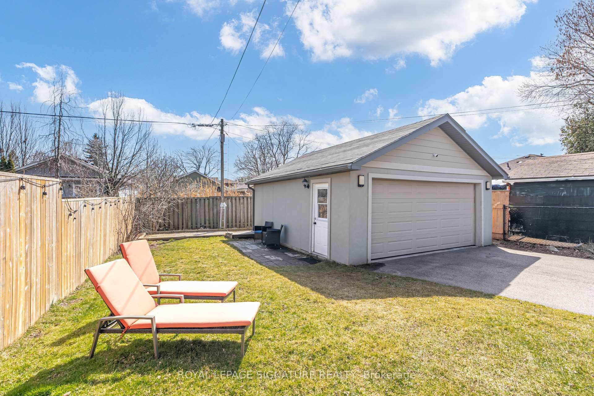 









71


Roseland

Drive,
Toronto,




ON
M8W 1Y4

