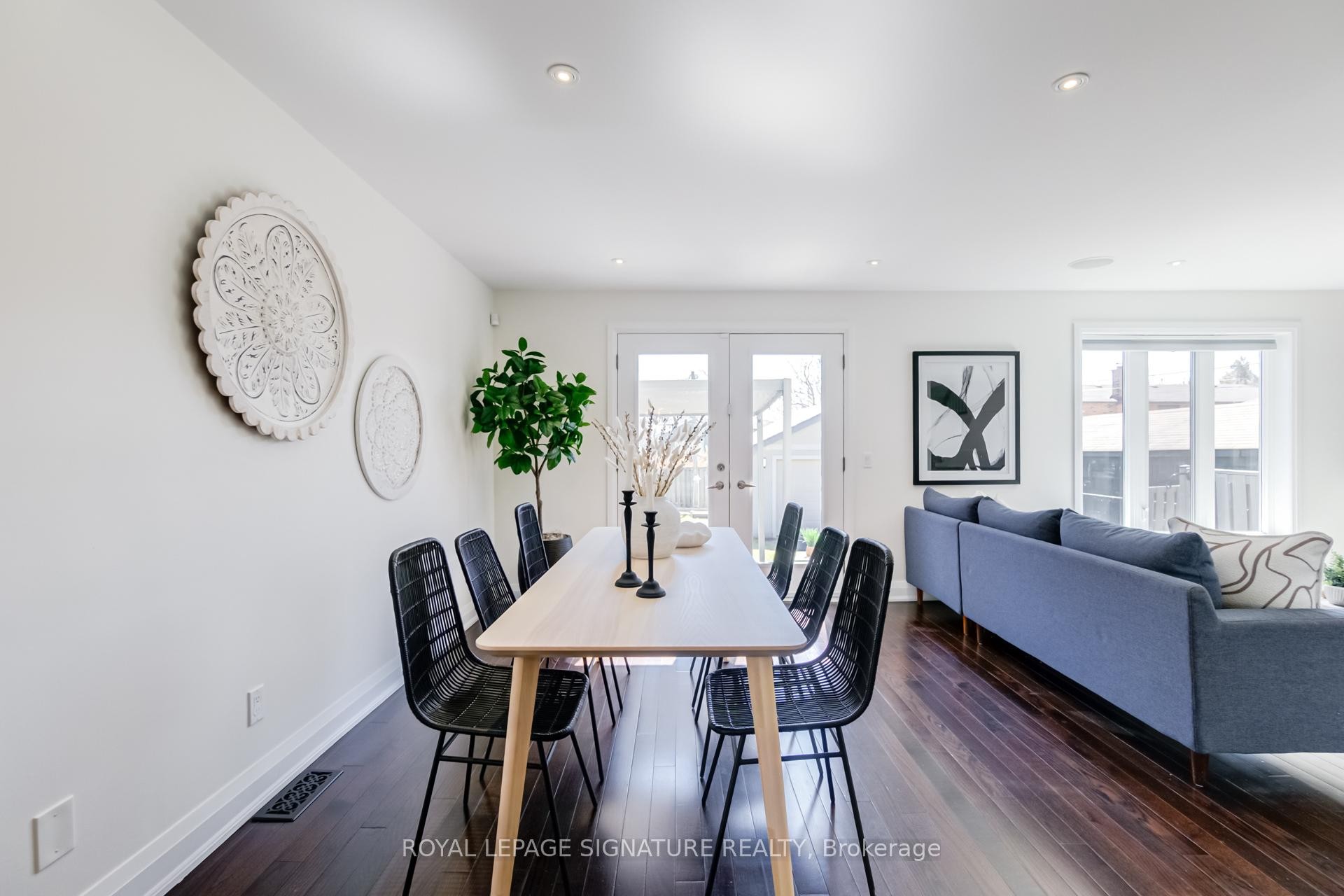 









71


Roseland

Drive,
Toronto,




ON
M8W 1Y4

