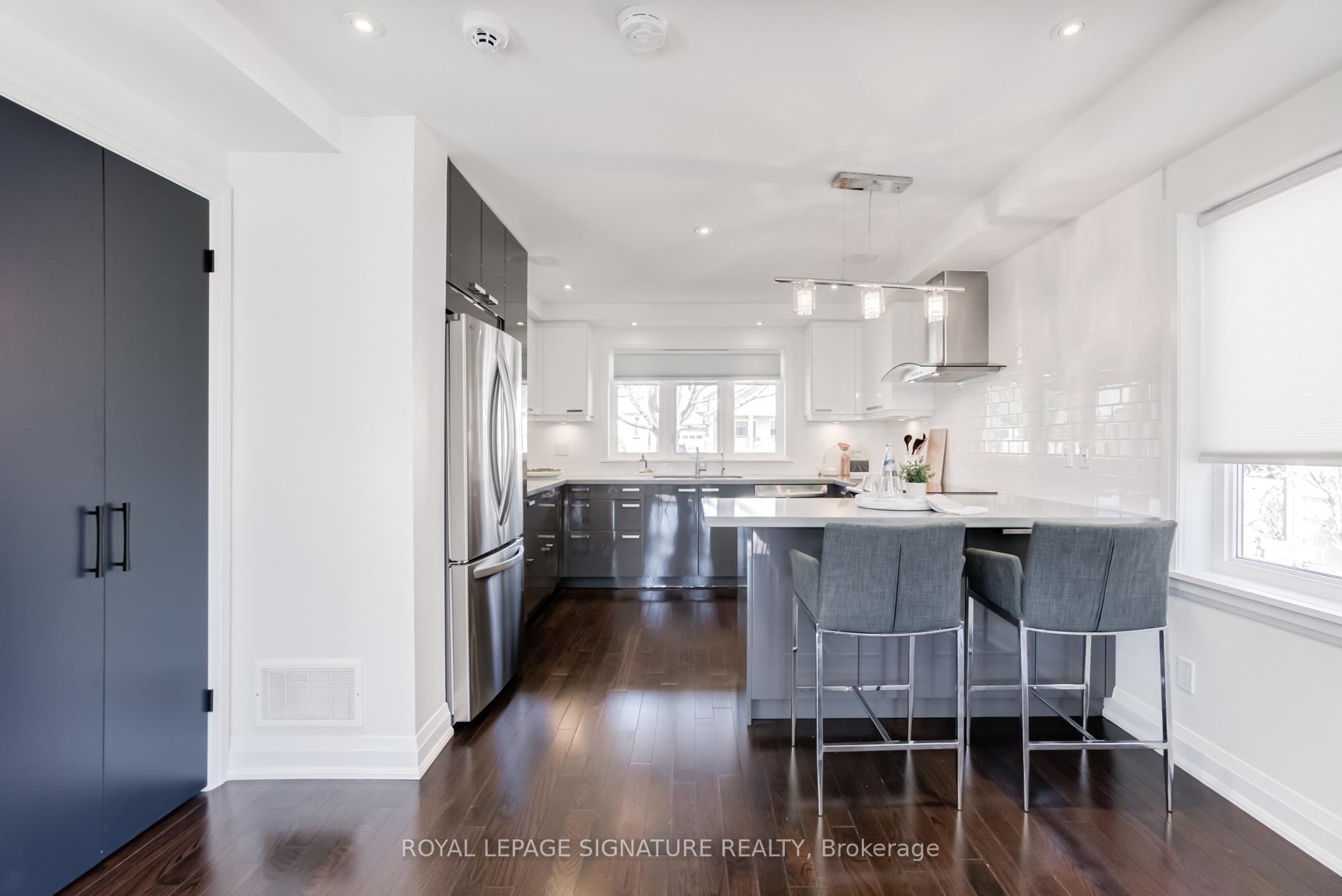 









71


Roseland

Drive,
Toronto,




ON
M8W 1Y4

