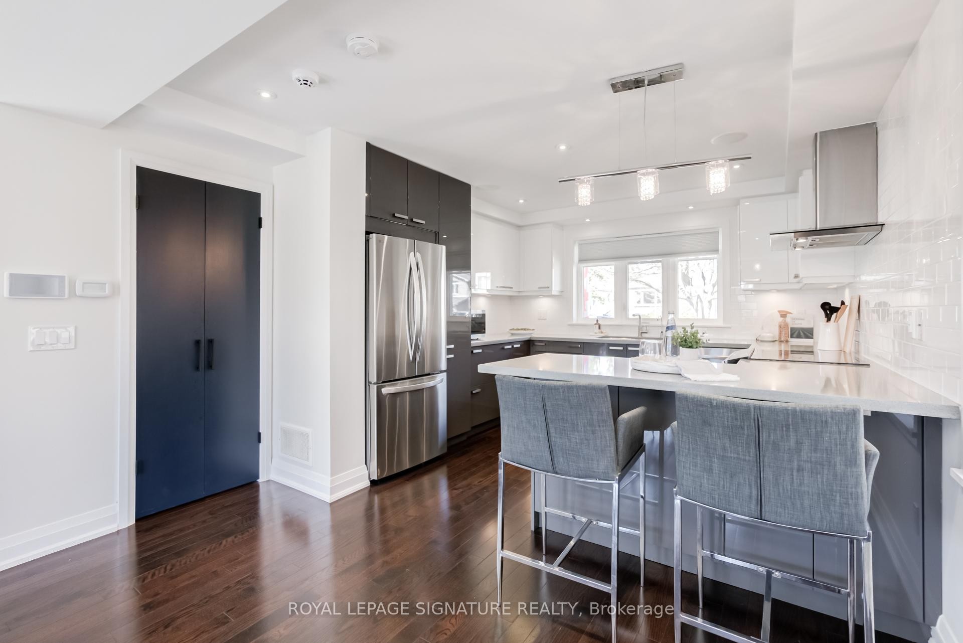 









71


Roseland

Drive,
Toronto,




ON
M8W 1Y4

