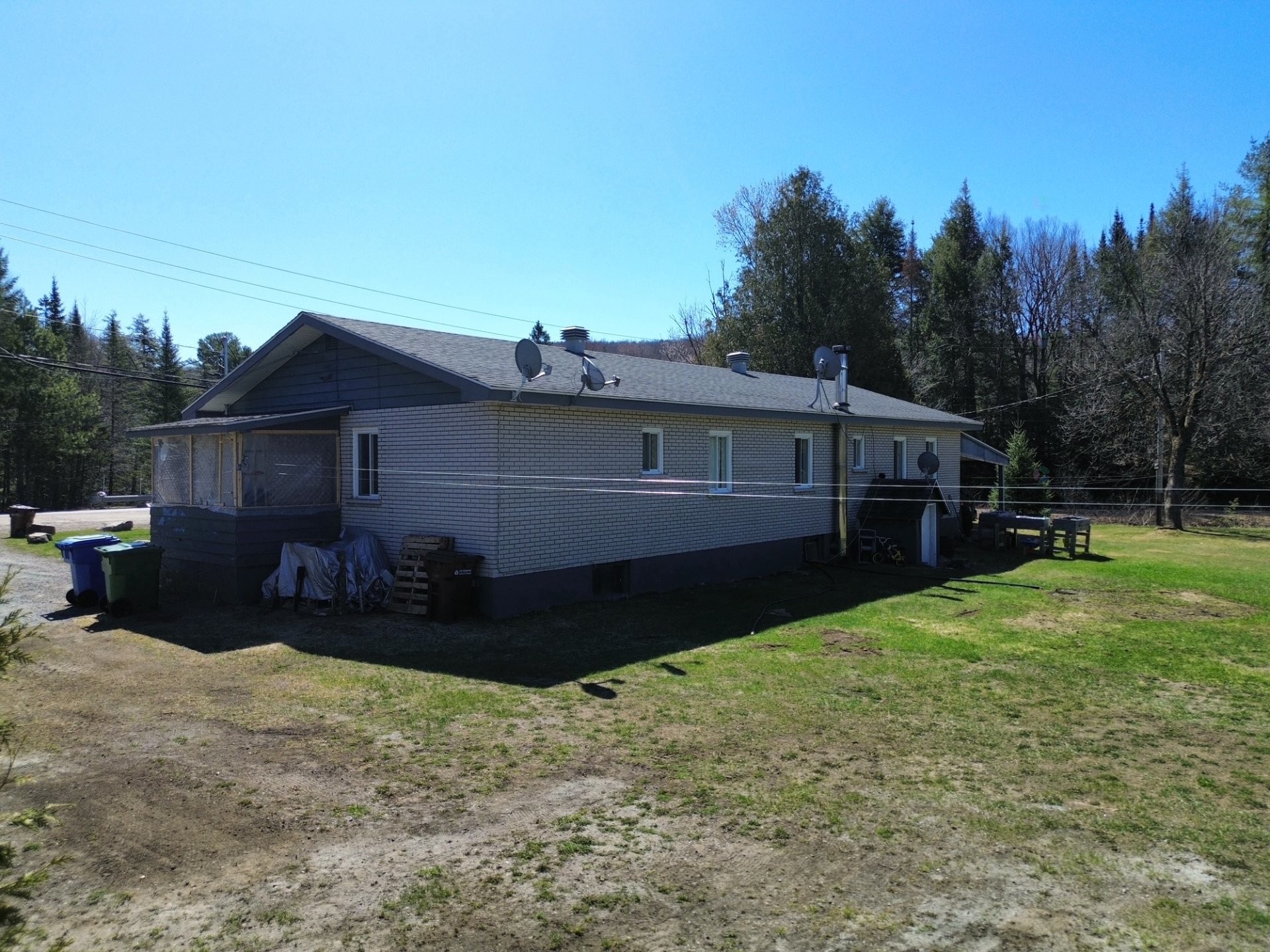 









1721

 - 1721A


Route du Nord

,
Brownsburg-Chatham,




QC
J8G1E2

