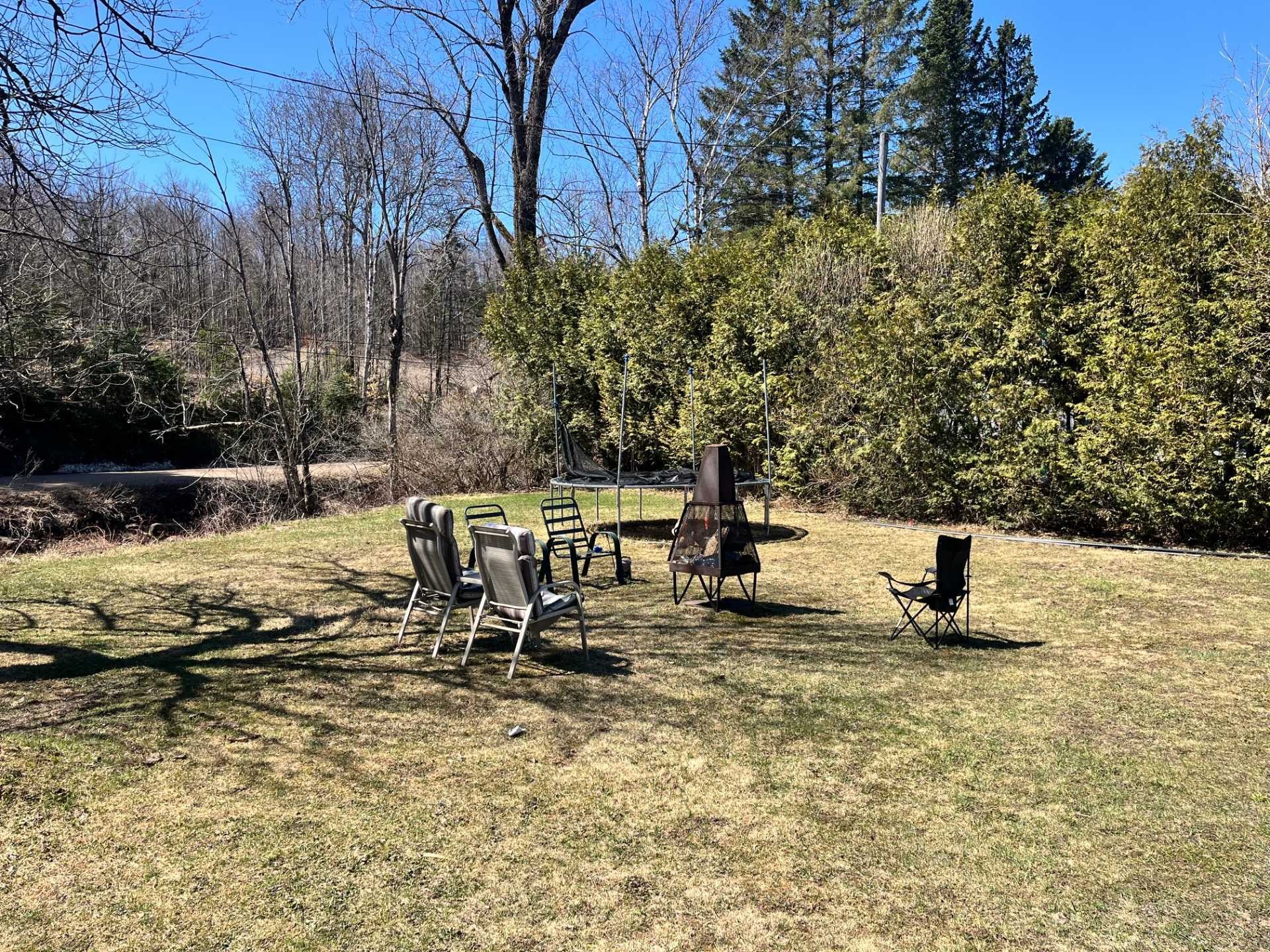 









1721

 - 1721A


Route du Nord

,
Brownsburg-Chatham,




QC
J8G1E2

