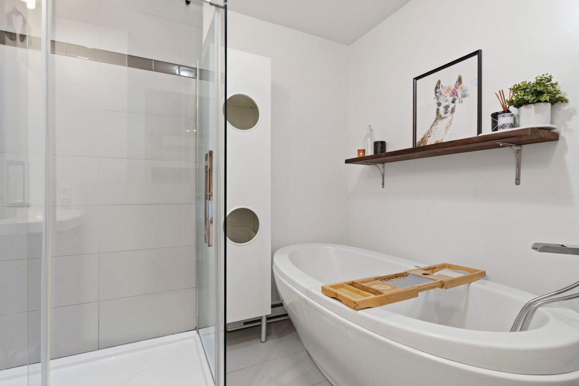 









4080


Rue de la Légion

,
Longueuil (Saint-Hubert),




QC
J3Y1Y8

