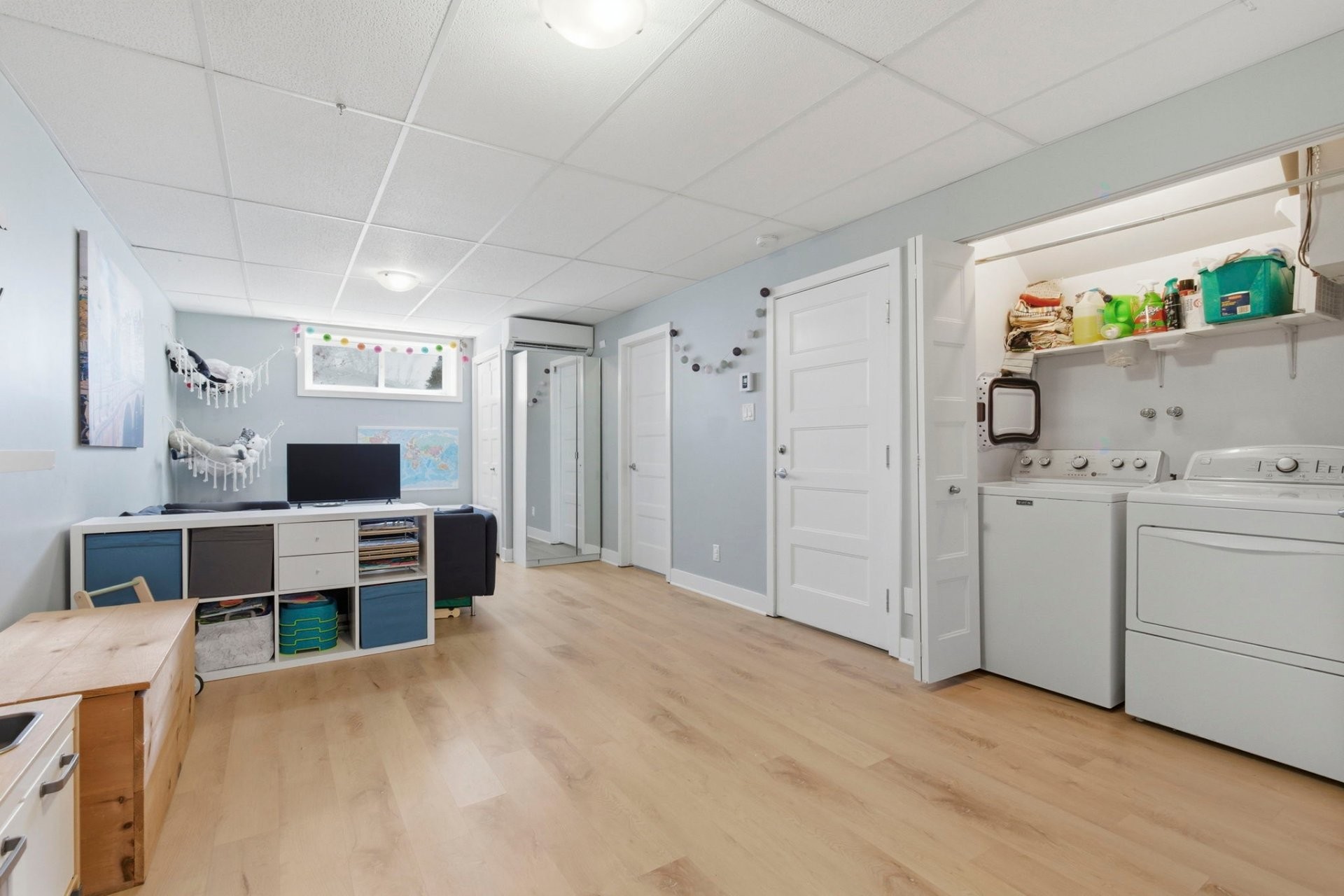 









4080


Rue de la Légion

,
Longueuil (Saint-Hubert),




QC
J3Y1Y8

